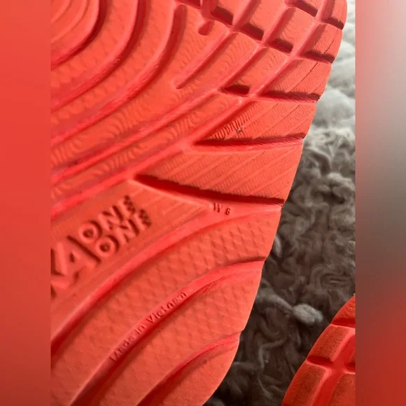 Hoka oneone Orca recovery flip flop 8 - Picture 2 of 4